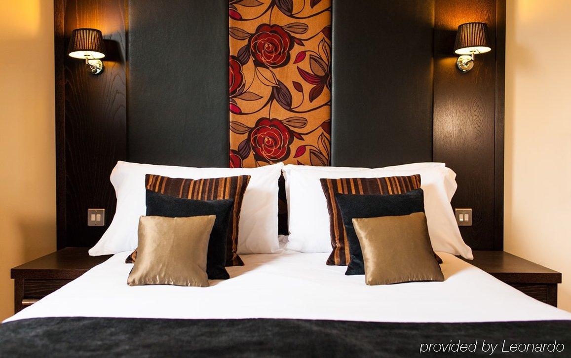 The Popinjay Hotel Larkhall  Ngoại thất bức ảnh