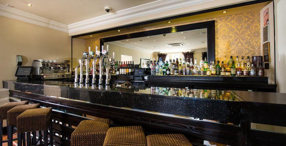 The Popinjay Hotel Larkhall  Ngoại thất bức ảnh